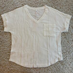 Dokotoo Waffle Knit V-Neck Pocket Tee White Large